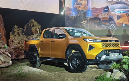 Toyota Hilux 2026 chốt giá từ 632 triệu đồng tại Việt Nam, có những nâng cấp gì để đấu Ranger, Triton?